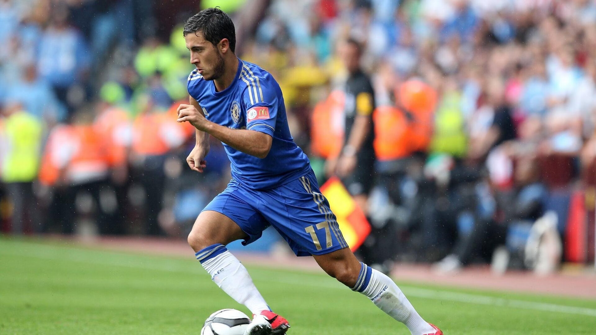 英超青训融合比赛视频语义解析提升年轻球员战术学习速度，英超球队训练时间